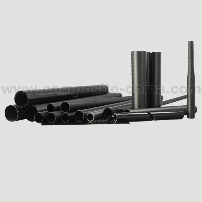 KARBONFIBER VS. GLASSFIBER RØR: HVILKEN ER BEDRE?