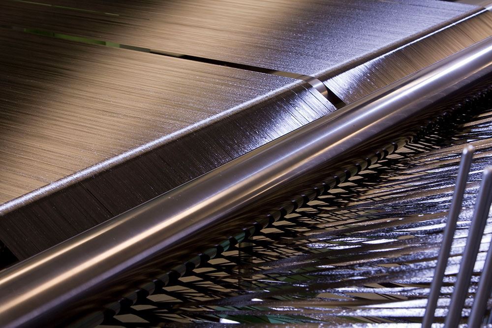 Sammenligning av ytelsesparameter mellom karbonfiber og metall